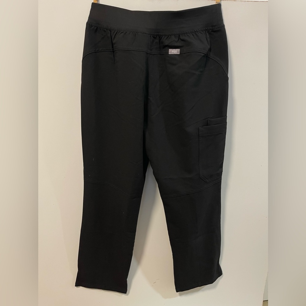 Lot of 3 FIGS W KADE CARGO SCRUB BLACK and 2 CATARINA PETITE SCRUB GREEN Small - Picture 10 of 10